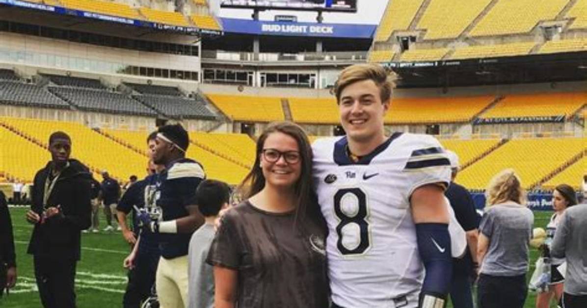 Alex Pickett What Does Kenny Picketts Sister Do for Living? |