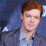Cameron Monaghan – Bio, Girlfriend, Age, Height, Net Worth, Is He Gay?
