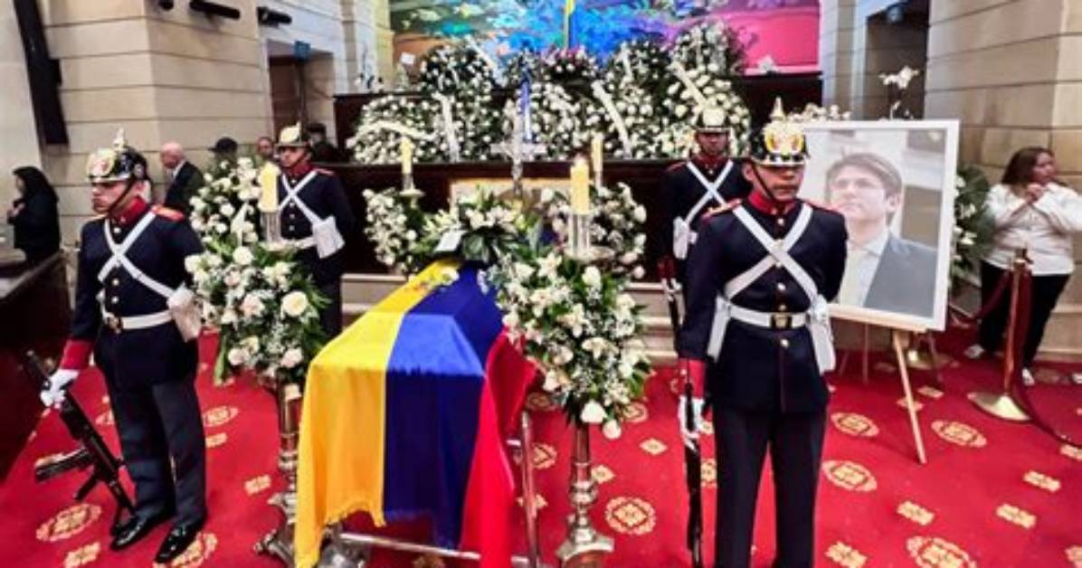Colombia Revive La Violenta Muerte Del Pap De Rigoberto Urn |