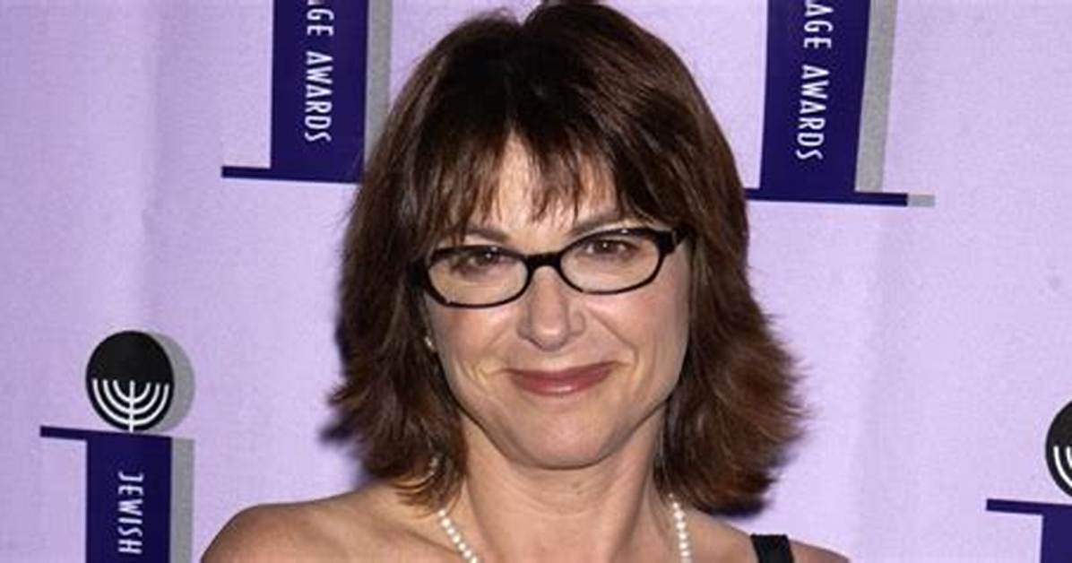 Dinah Manoff Net Worth