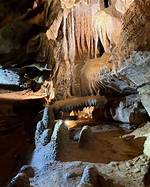 Discovering the Hidden Gem: the Underground Cave Waterfall in Tennessee