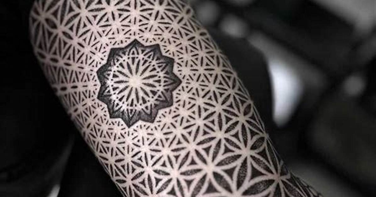 Discovering the Intricacies of Geometric Pattern Tattoos