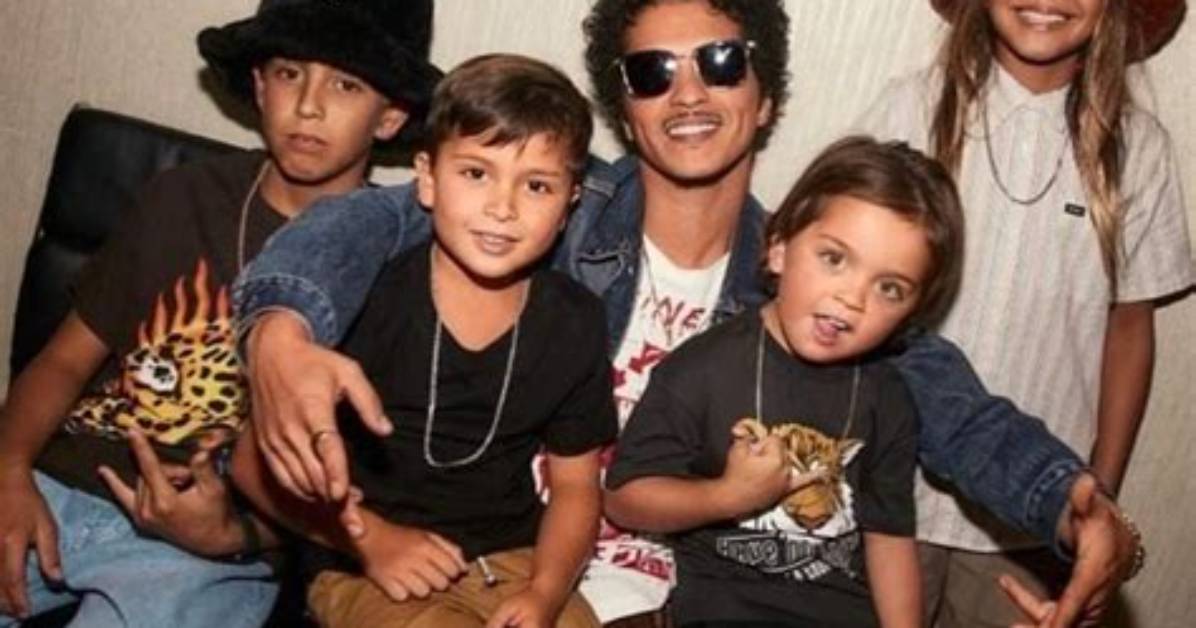Does Bruno Mars Have Kids? Exploring the Personal Life of the Pop Icon