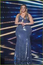 Does Grace Kinstler Have Lymphedema? American Idol Star’s Large Hips Explained