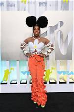 Drag Race Star Dashing on Vmas 2022 Red Carpet ·