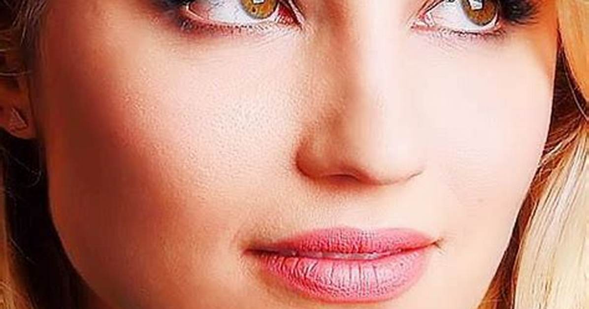Exploring Dianna Agron's Captivating Blue Eyes