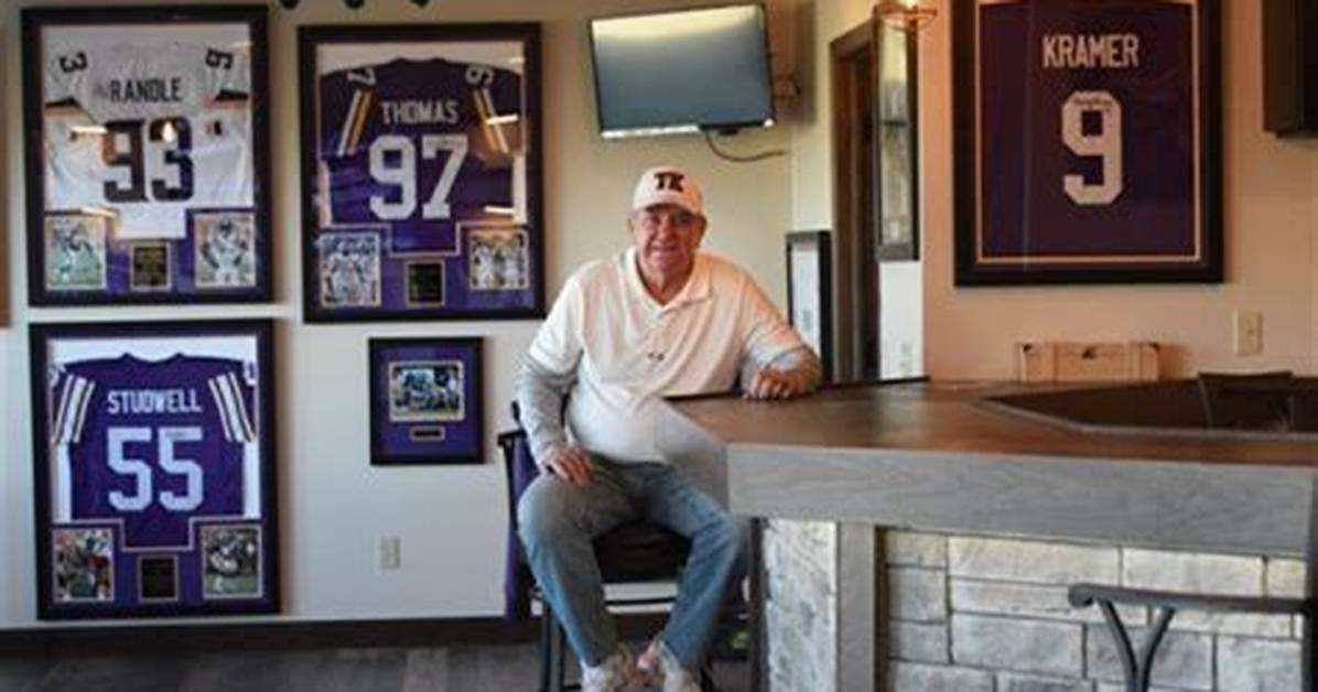 Exploring the Life of Tommy Kramer's Wife: a Journey Beyond the Spotlight