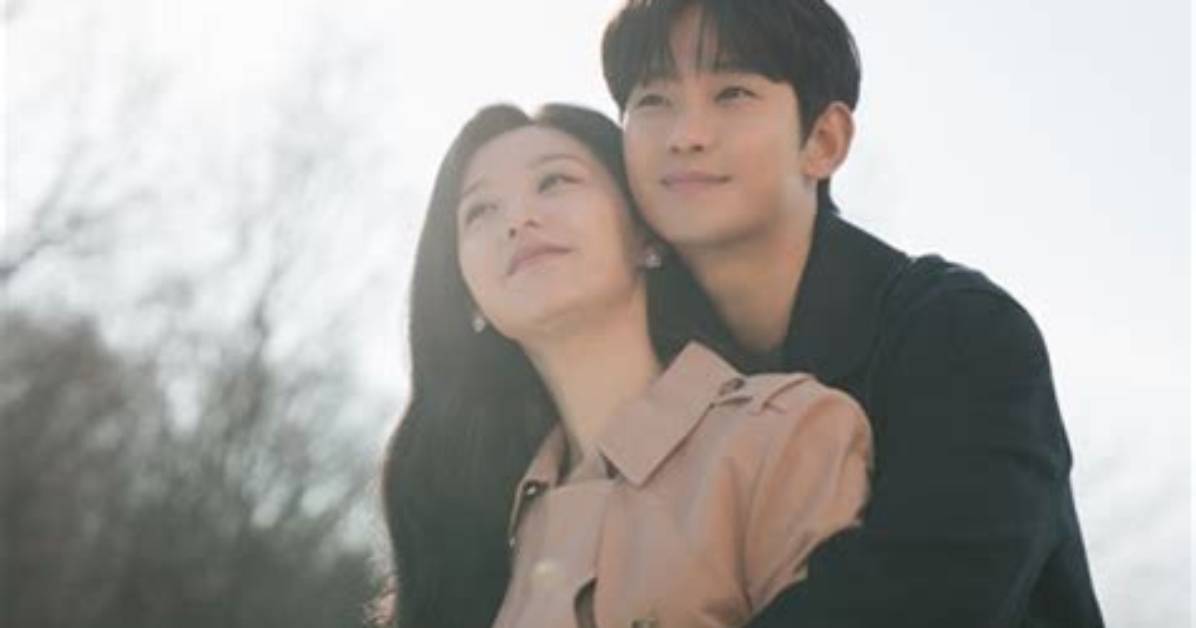 Exploring the Love Life of Kim Soo Hyun: Who Is His Girlfriend?