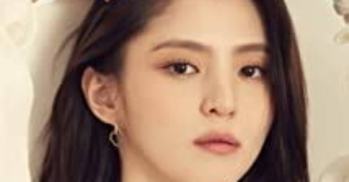 Han So-Hee - Bio, Age, Height, Net Worth, Facts, Nationality