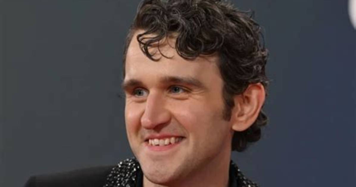 Has Harry Melling Had His Teeth Fixed? the Pale Blue Eye Cast Before and After Photo