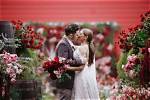 Husband Dave Lamar and Singer Morissette Amon Age Gap, Wedding Photos and More