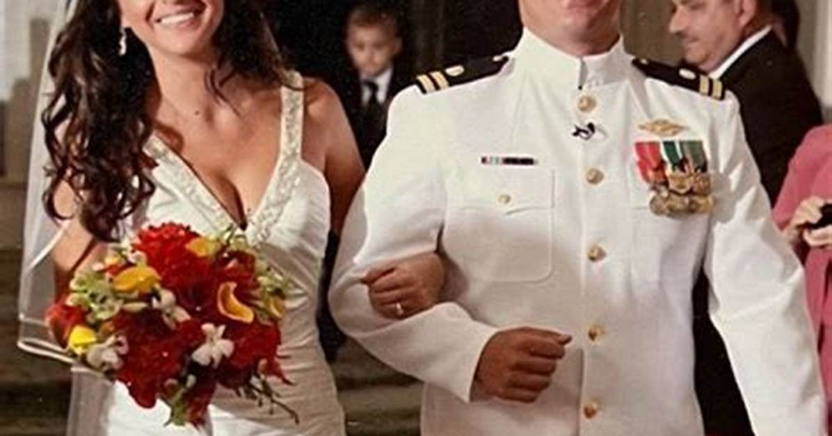 Is Casey Desantis Italian? Casey Desantis Biography; Net Worth, Fashion, Instagram, Wedding, Age and Measurements of Ron Desantis’ Wife