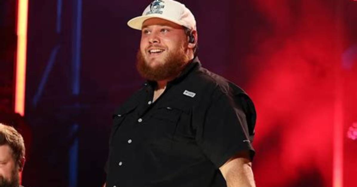 Is Luke Combs Conservative or Liberal? Uncovering His Political Leanings