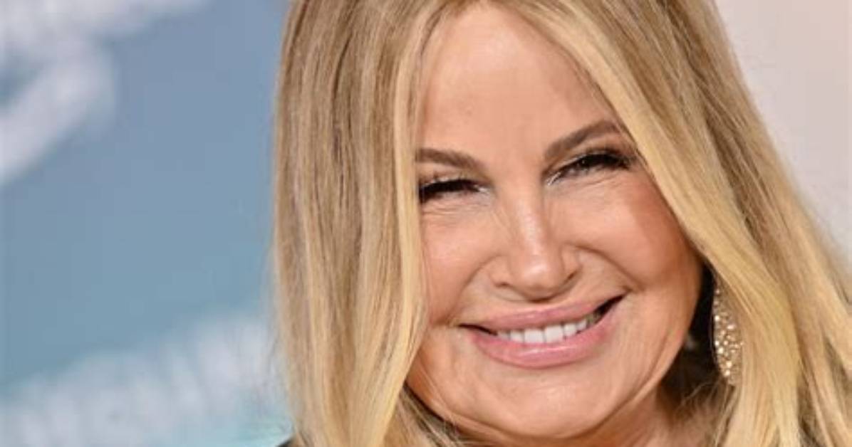 Jennifer Coolidge Teams with E. L. F. Cosmetics for Super Bowl Commercial Hollywood Life ·