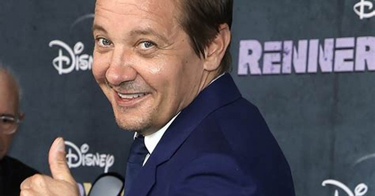 Jeremy Renner Returning to Work a Year After Snowplow Accident |