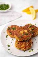 Low-Carb Crab Cakes Made in a Muffin Tin | Party Food Idea | Recipe