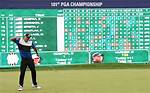 Lowest Pga Score for 18 Holes List