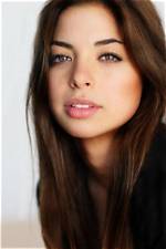 Mia Mantegna Wiki, Age, Biography, Height, Nationality, Parents, Instagram |