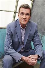 Neil Flynn ·