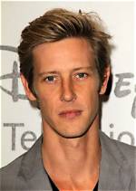 Renowned Actor Gabriel Mann Brings Depth to the Screen