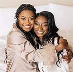 Simone Biles' Net Worth, Age, Siblings, and Boyfriend