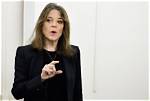 The Matrimonial Status of Marianne Williamson: Unraveling the Mystery