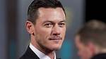 Uncovering the Truth About Luke Evans' Sexuality: Exploring Rumors and Reality
