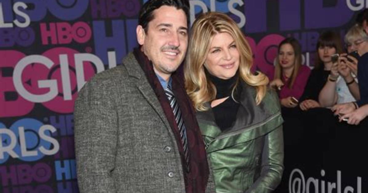Unveiling the Mystery: Who Is Jonathan Knight's Mother?