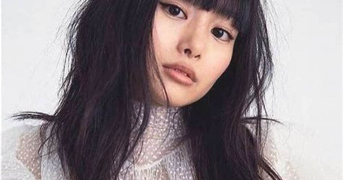 Who Is Actress Shiori Kutsuna? Her Age, Movies & More