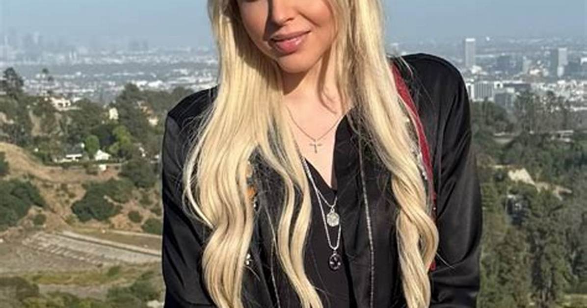 Who Is Firerose? Wiki, Age, Bio, Net Worth, Career, Relationship, Family