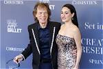 Who's Melanie Jolie Hitched to? Discover the Truth