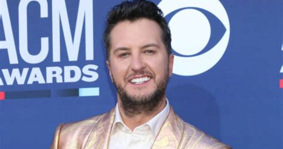 Why Luke Bryan's Cma Opening Has Carrie Underwood Fans Fuming